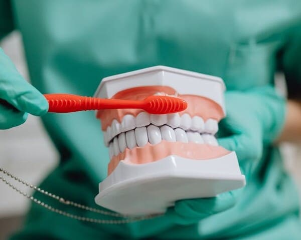 Refacerea smaltului dentarRefacerea smaltului dentar